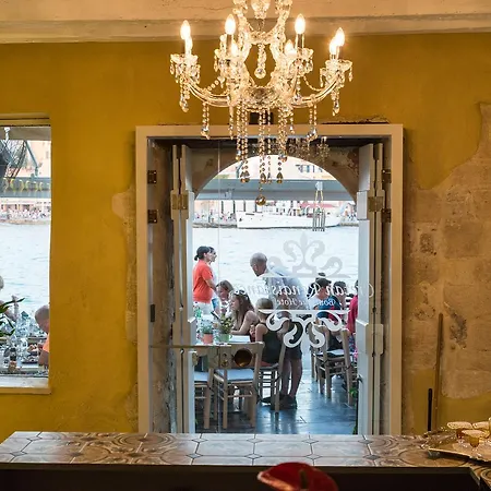 Otel Cretan Renaissance